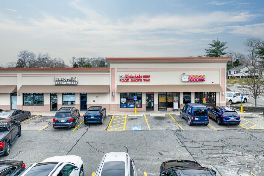 More Photos Of 1375-1395 N Main St, Randolph Storefront For Lease