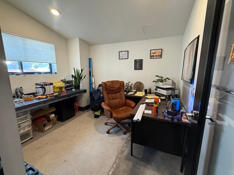 More Photos Of 1765 Lewis St, Reno Service For Lease