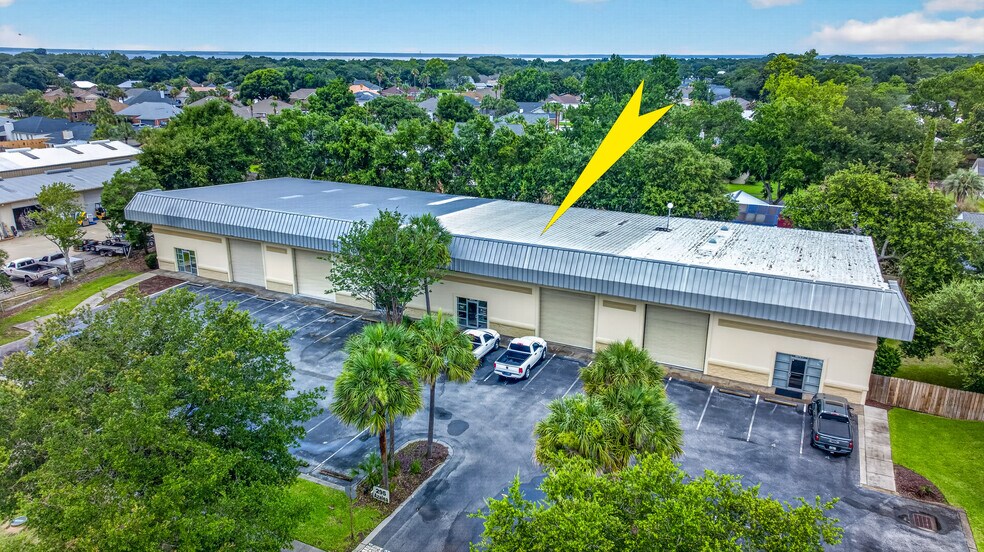 More Photos Of 295 Azalea Dr, Destin Warehouse For Sale