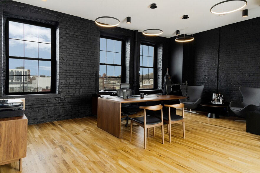 More Photos Of 128-152 32nd St, Brooklyn Office For Lease