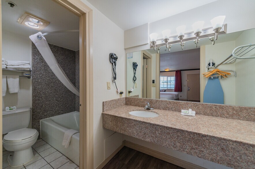 More Photos Of 2156 E Colorado Blvd, Pasadena Hotel For Sale