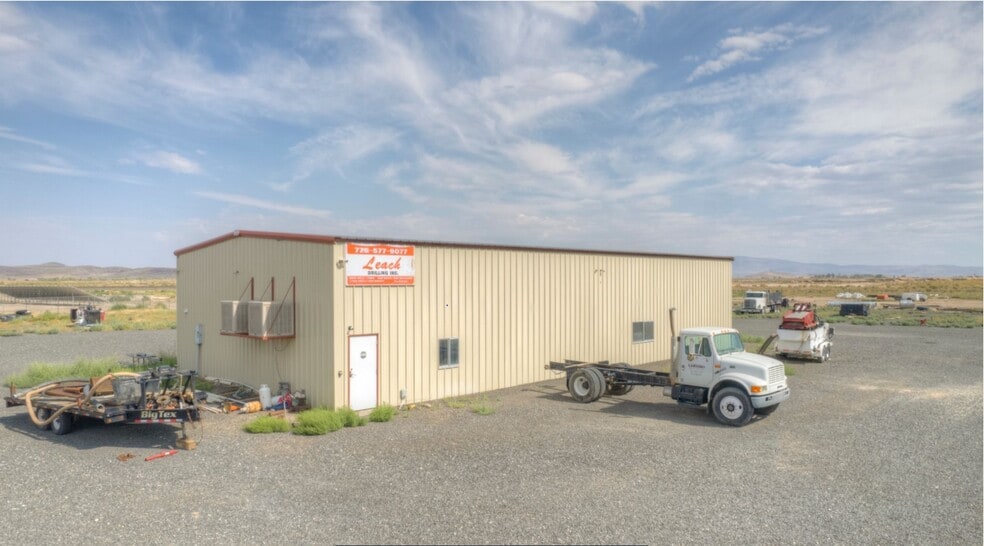 More Photos Of 1810 Lake St, Silver Springs Warehouse For Lease