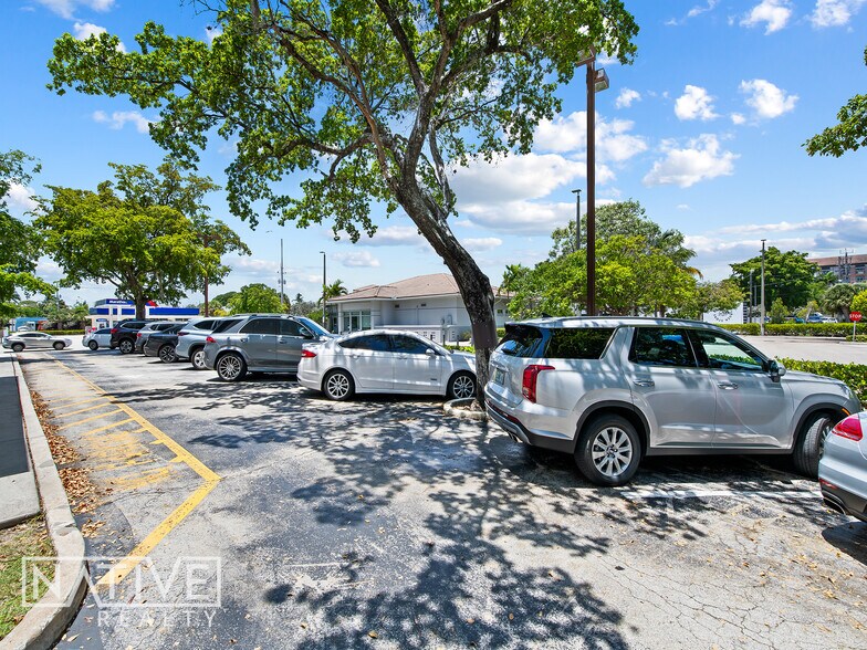 More Photos Of 1471 NE 26th St, Wilton Manors Office Residential For Lease
