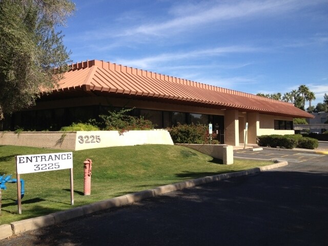 More Photos Of 3225 N Civic Center Plz, Scottsdale Medical For Lease