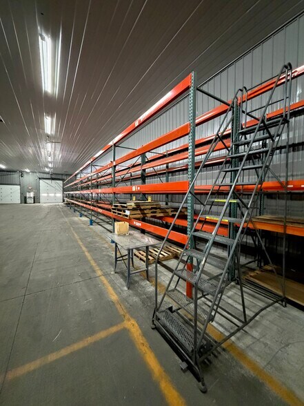 More Photos Of 4388 Gibsonia Rd, Gibsonia Warehouse For Lease