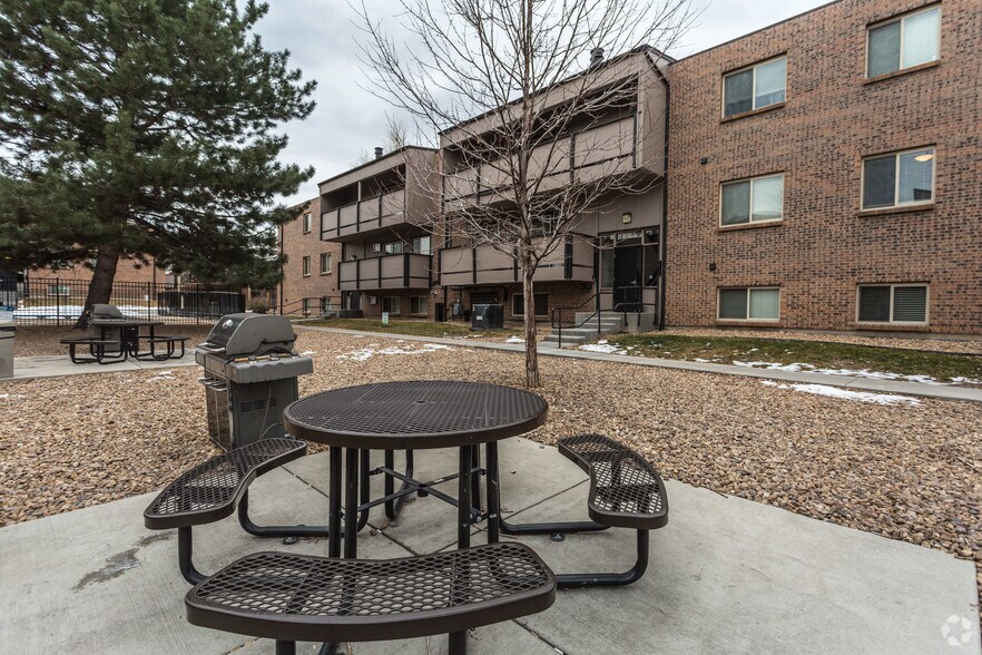 More Photos Of 1150 S Birch St, Denver Multifamily For Sale