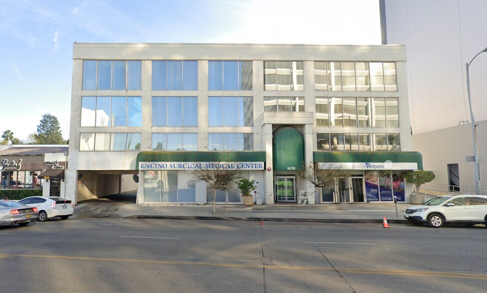 Primary Photo Of 16250 Ventura Blvd, Encino Office For Lease