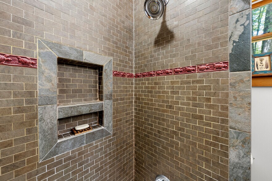 More Photos Of 1638 Old Minor Rd, Culloden Specialty For Sale