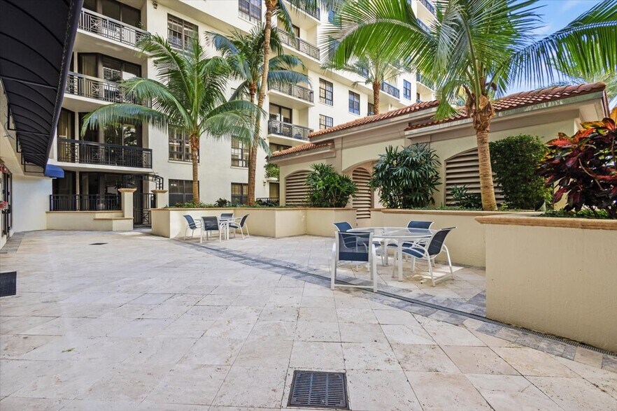 More Photos Of 801 S Olive Ave, West Palm Beach Apartments For Lease