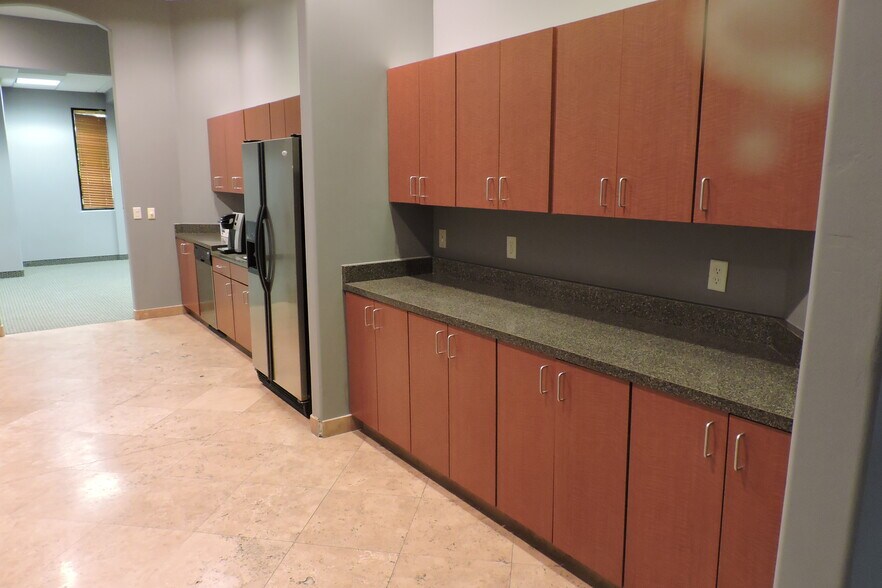 More Photos Of 2420 S Power Rd, Mesa Office For Sale