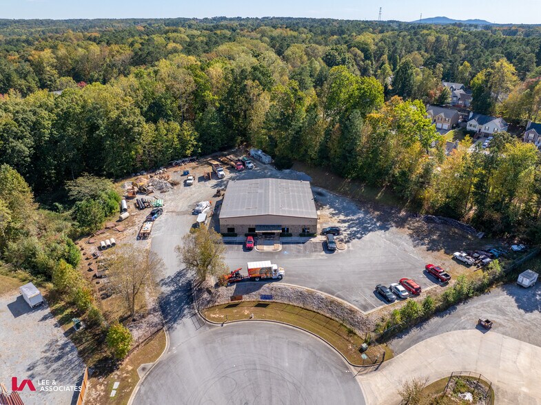 More Photos Of 210 Holt Rd, Acworth Industrial For Lease