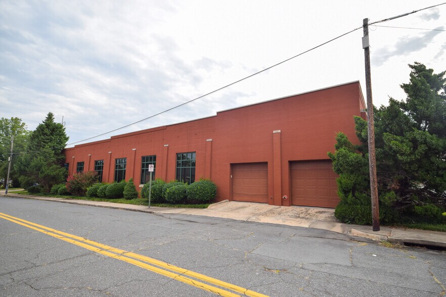 More Photos Of 1001 La Harpe Blvd, Little Rock Office For Sale
