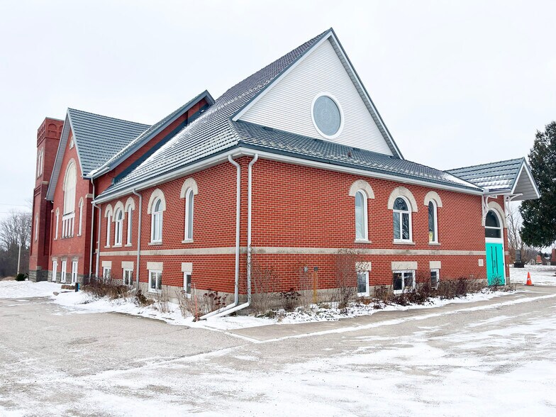 More Photos Of 12274 Guelph Line, Milton Specialty For Sale