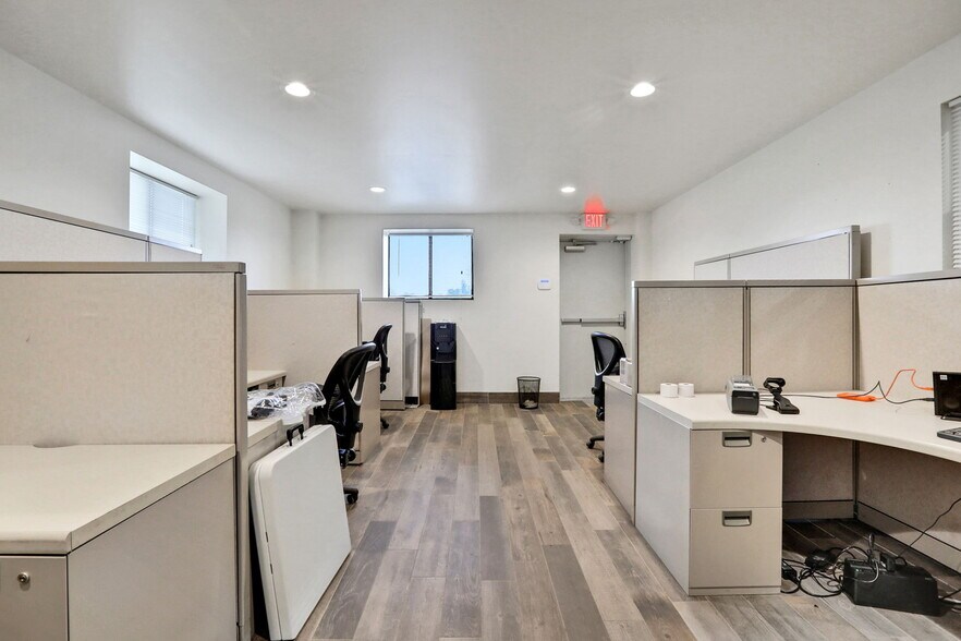 More Photos Of 269 Stone Schoolhouse Rd, Bloomingburg Warehouse For Sale