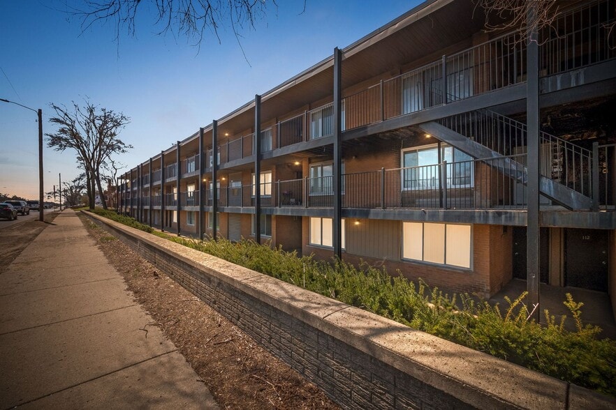More Photos Of 20539-20541 Southfield Fwy, Detroit Apartments For Sale