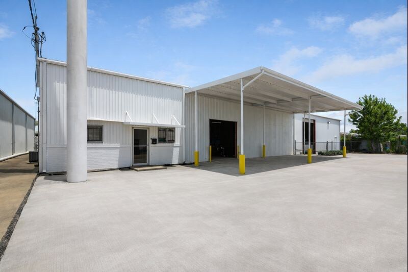 More Photos Of 2508-2510 McAllister Rd, Houston Warehouse For Lease