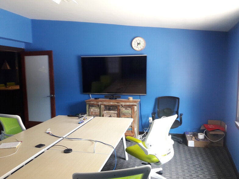 More Photos Of 955 Commercial St NE, Conyers Loft Creative Space For Sale