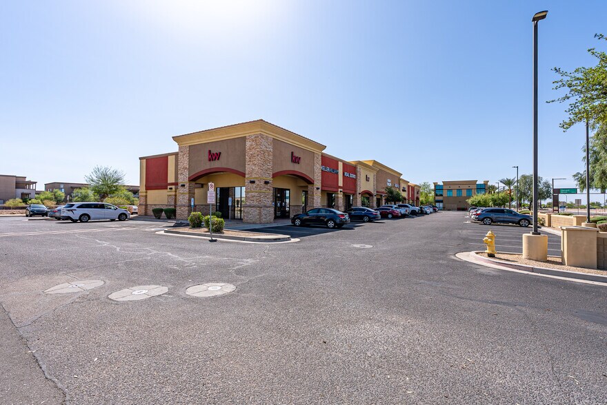 More Photos Of 2403 N Pebble Creek Pkwy, Goodyear General Retail For Lease