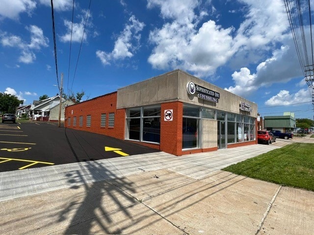 More Photos Of 5252 Ridge Rd, Parma Loft Creative Space For Lease