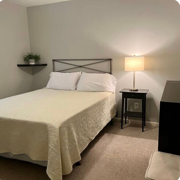 More Photos Of 1110 17th Ave S, Nashville Apartments For Sale