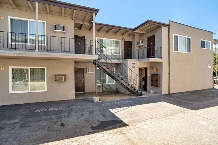 More Photos Of 5326 Cahuenga Blvd, North Hollywood Apartments For Sale