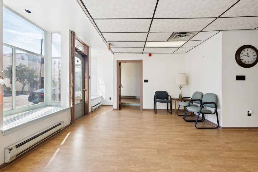 More Photos Of 201-203 E Broadway, Salem Office For Sale