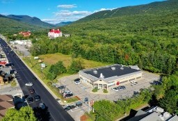 More Photos Of 50 Main St, Lincoln Drugstore For Lease