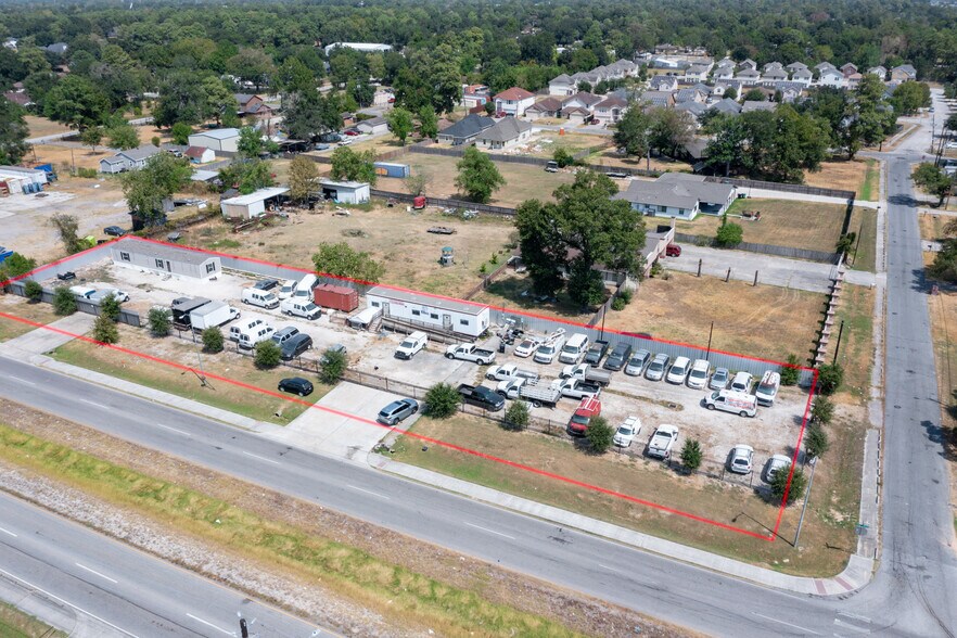 Primary Photo Of 10805 Seneca St, Houston Land For Sale