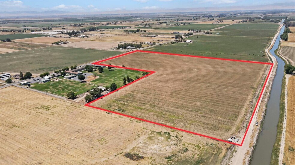 More Photos Of 20515 3rd Avenue, Stevinson Land For Sale