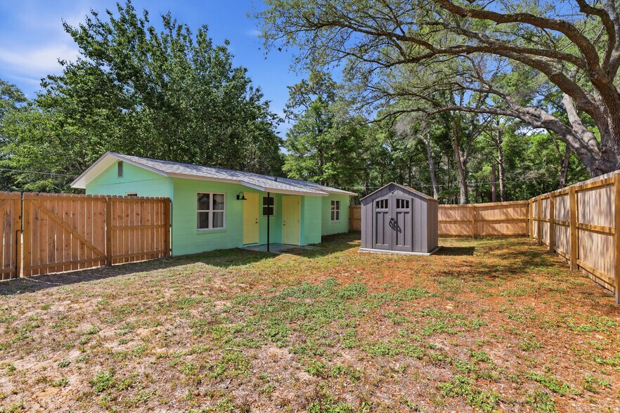 More Photos Of , Tallahassee Multifamily For Sale