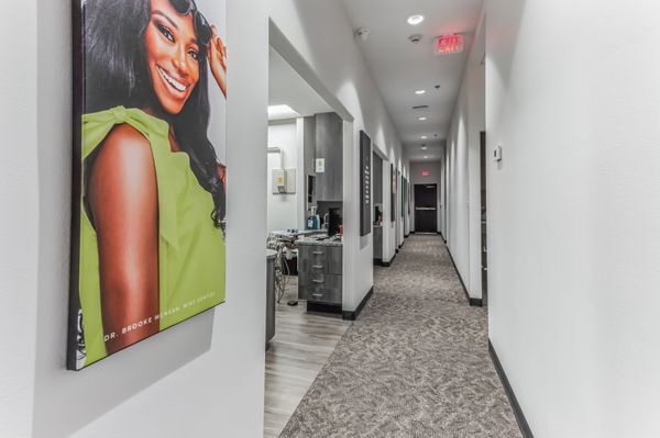 More Photos Of 19300 N 4th St, Covington Storefront Retail Office For Sale