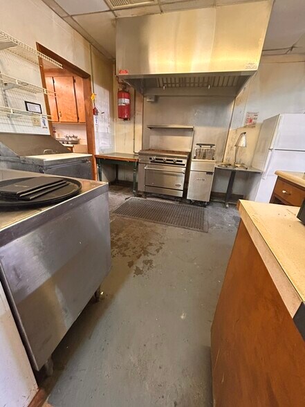 More Photos Of 12419 Highway 39, Cross Hill Freestanding For Sale