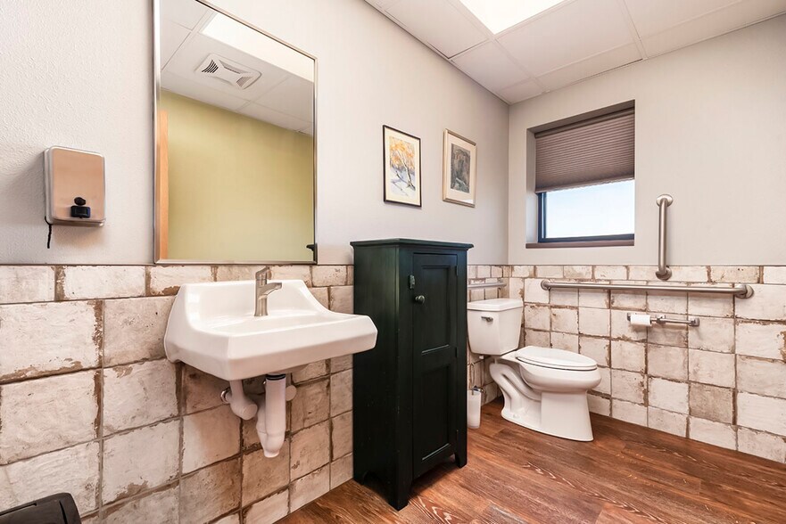 More Photos Of 605 Greenway Ct, Reedsburg Industrial For Sale