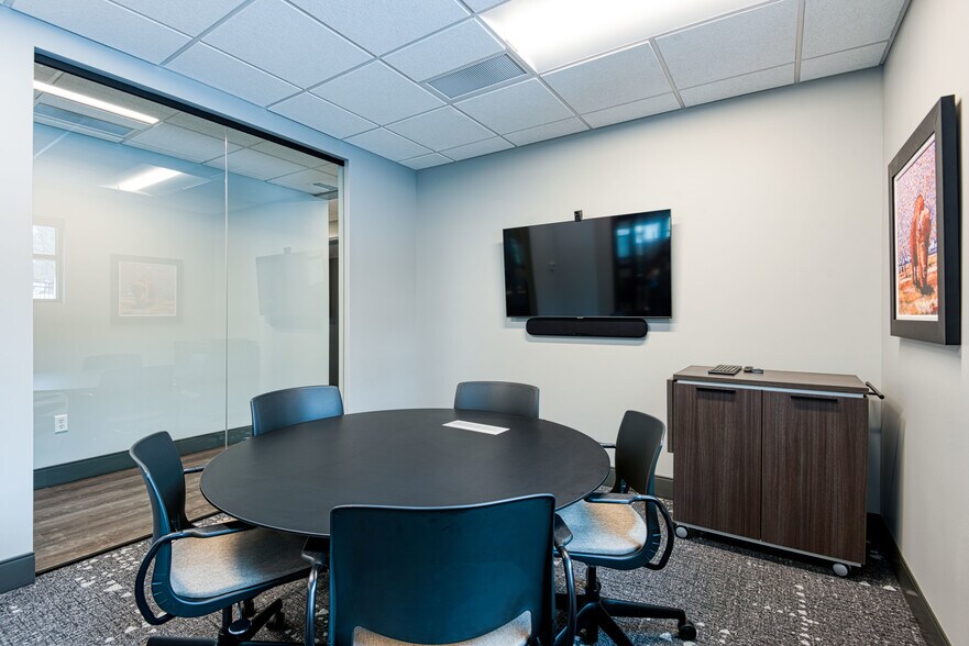 More Photos Of 1823 Ford St, Golden Office Residential For Lease