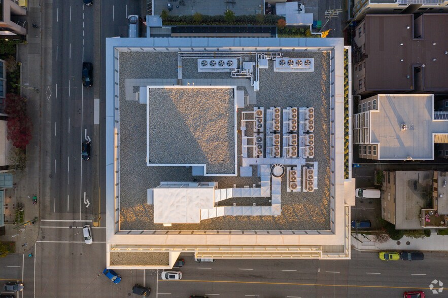 More Photos Of 988 W Broadway, Vancouver Office For Lease