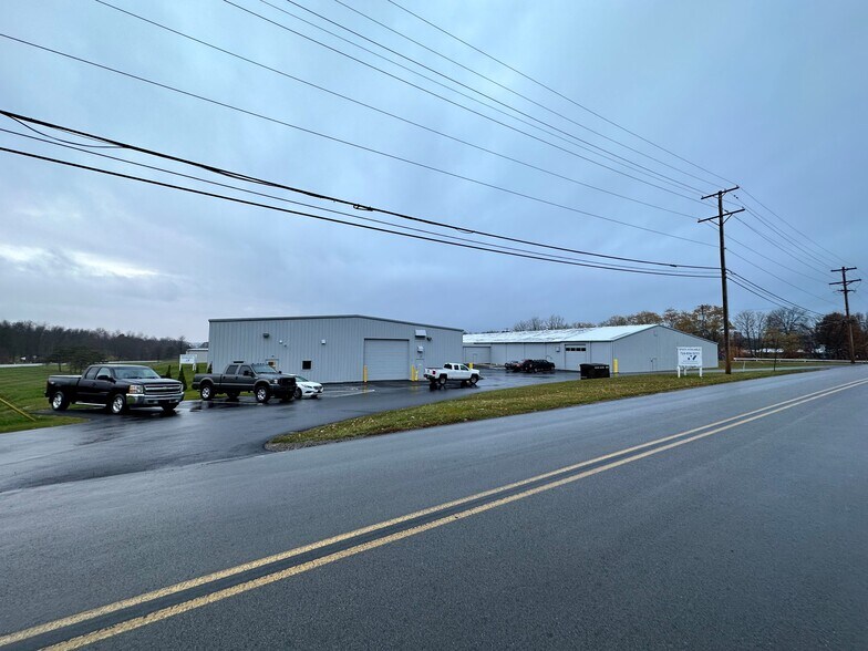 More Photos Of 137 Northgate Cir, New Castle Warehouse For Lease