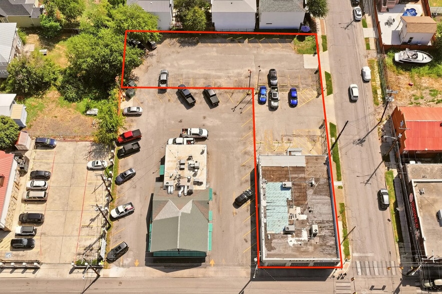 More Photos Of 1900 N Main Ave, San Antonio Storefront For Lease