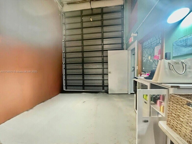 More Photos Of 1751 W 39th Pl, Hialeah Light Distribution For Sale