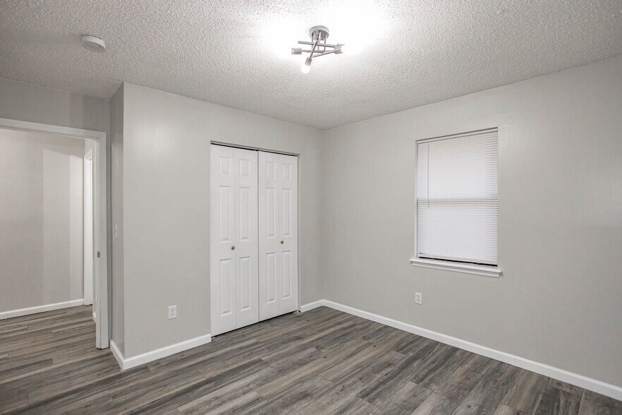 More Photos Of 3108 Eaton St, Kansas City Multifamily For Sale