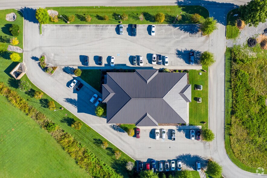 More Photos Of 550 Town Creek Rd, Lenoir City Medical For Lease