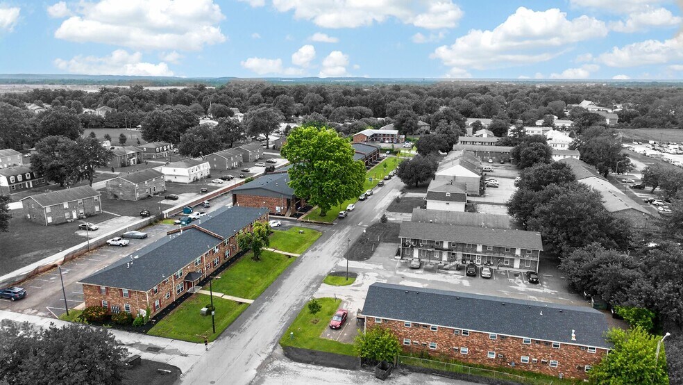 More Photos Of 4300 Norbrook Dr, Louisville Apartments For Sale