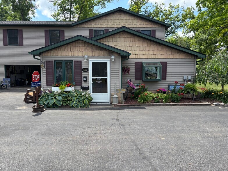 More Photos Of 7332 S M-37, Baldwin Hotel For Sale