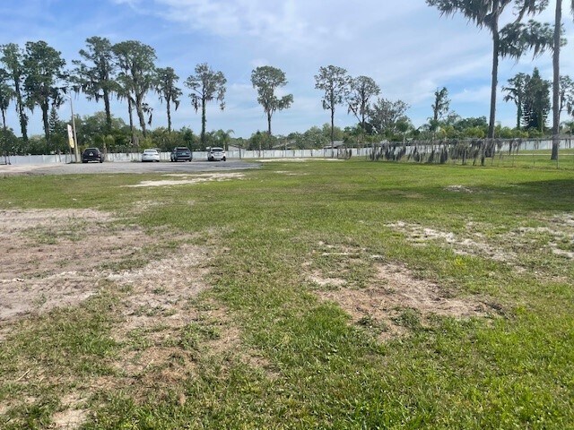 More Photos Of 350 W Brannen Rd, Lakeland Manufacturing For Sale