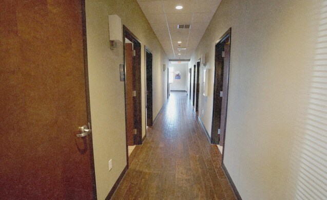 More Photos Of 7215 Wyoming Springs Dr, Round Rock Medical For Sale
