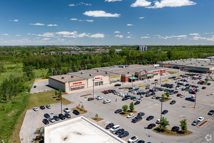 More Photos Of 5205 Boul Robert-Bourassa, Laval Unknown For Lease