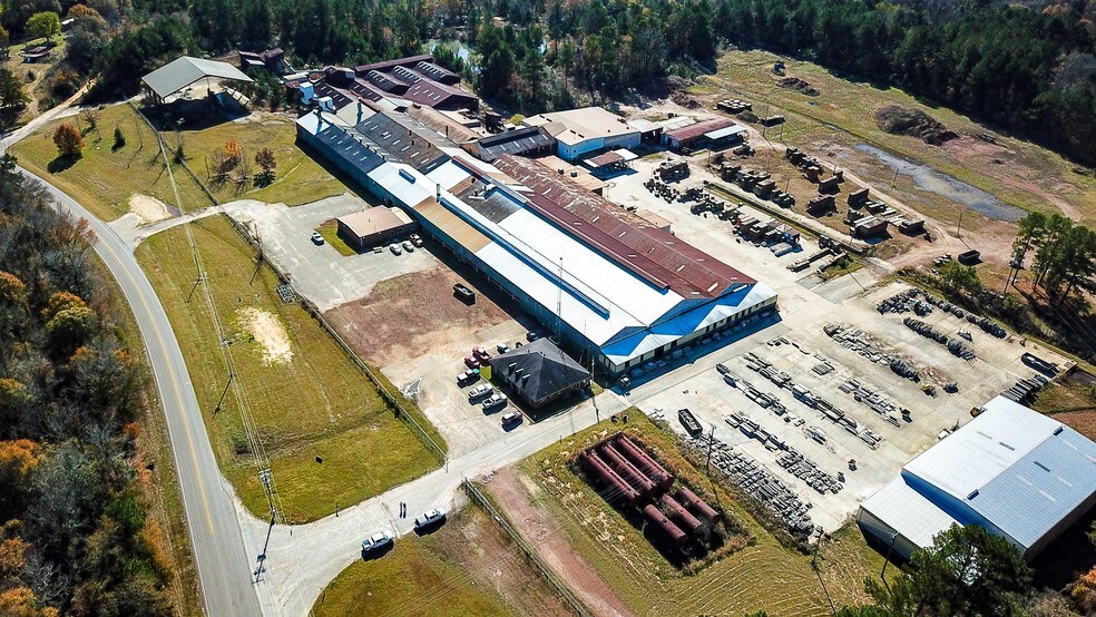 More Photos Of 6250 Coosada Rd, Coosada Manufacturing For Sale