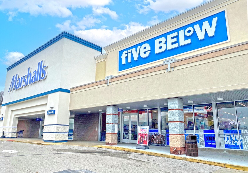 Primary Photo Of 310-376 N L Rogers Wells Blvd, Glasgow Unknown For Lease