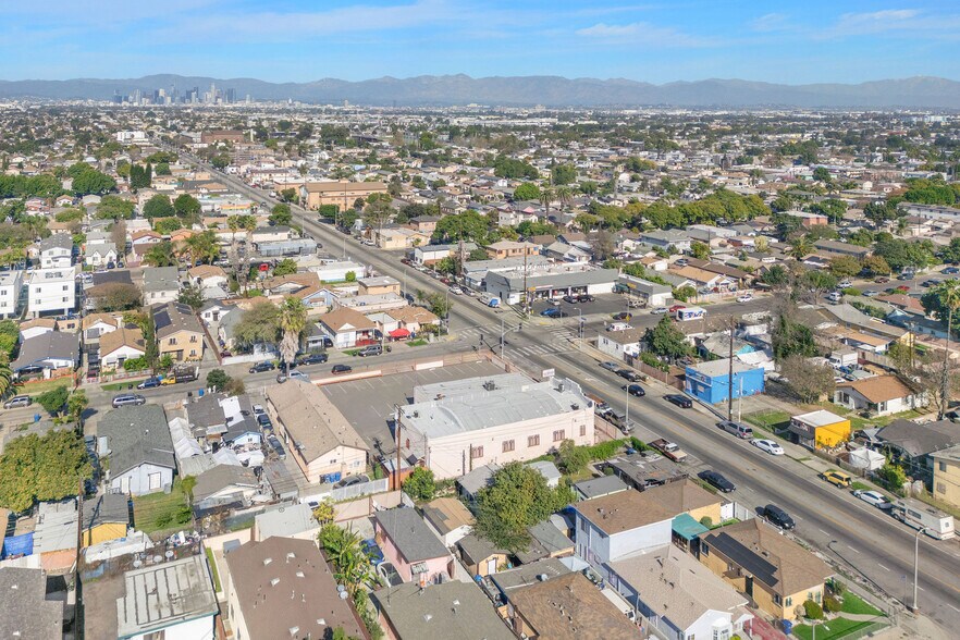 More Photos Of 8461 S San Pedro St, Los Angeles Religious Facility For Sale