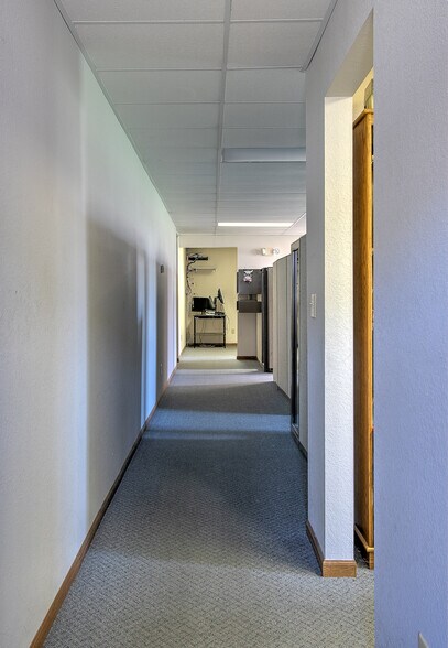 More Photos Of 1895 Frontage Rd, Mora Manufacturing For Sale