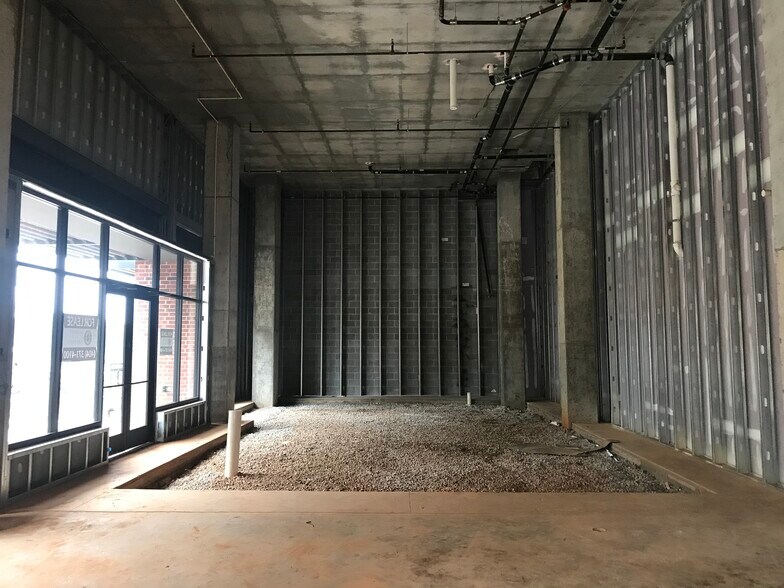 More Photos Of 2740 E College Ave, Decatur Apartments For Lease